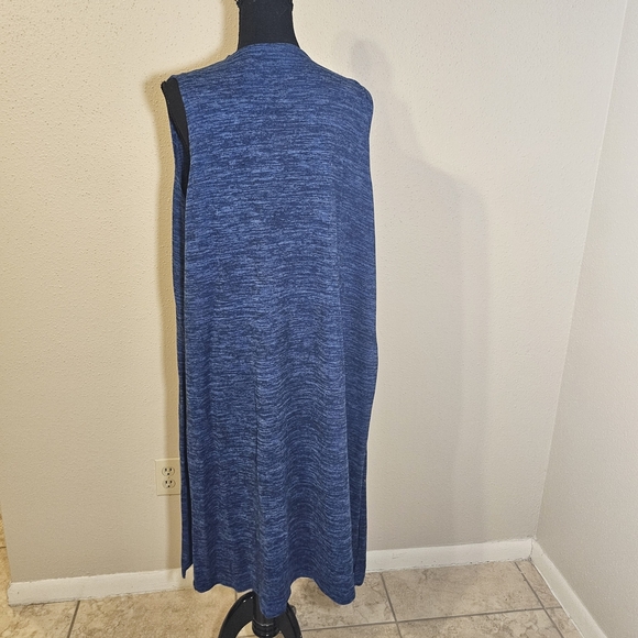 LuLaRoe Joy Feathered Blue Long Vest Duster Size Medium - Picture 5 of 5